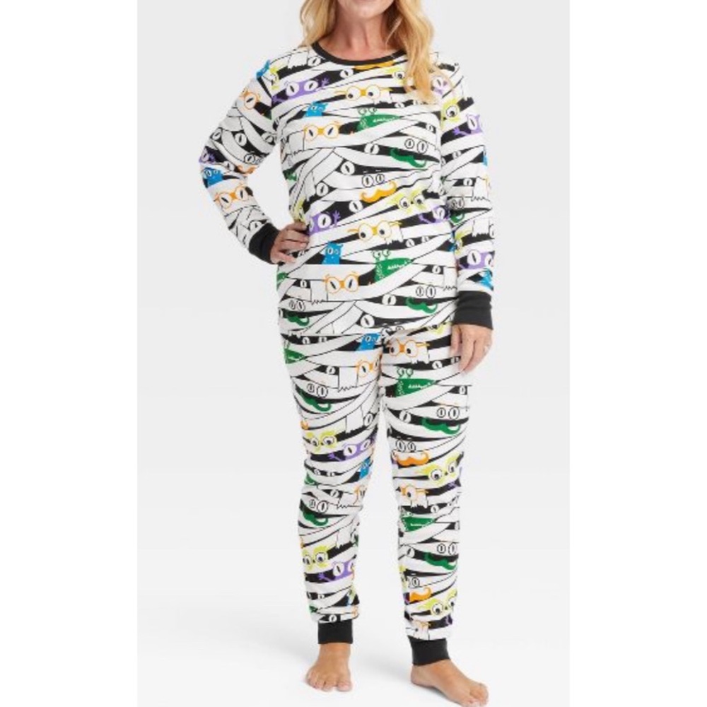 ❗️FINAL❗️ 🆕 Hide And Eek Boutique 2-Piece Glow In The Dark Sleep Set